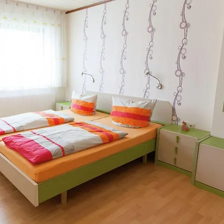 Apartamento Quaint In Germany With Garden