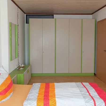 Quaint In Germany With Garden Apartamento Morbach
